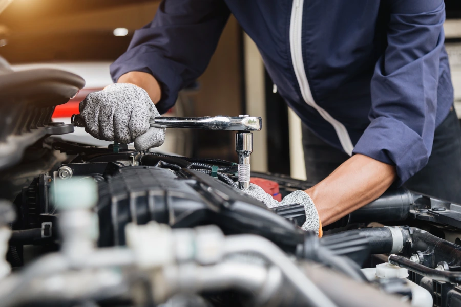 Engine Repair And Transmission System Performance in Las Vegas, NV Engine Repair And Transmission System Performance in Las Vegas, NV